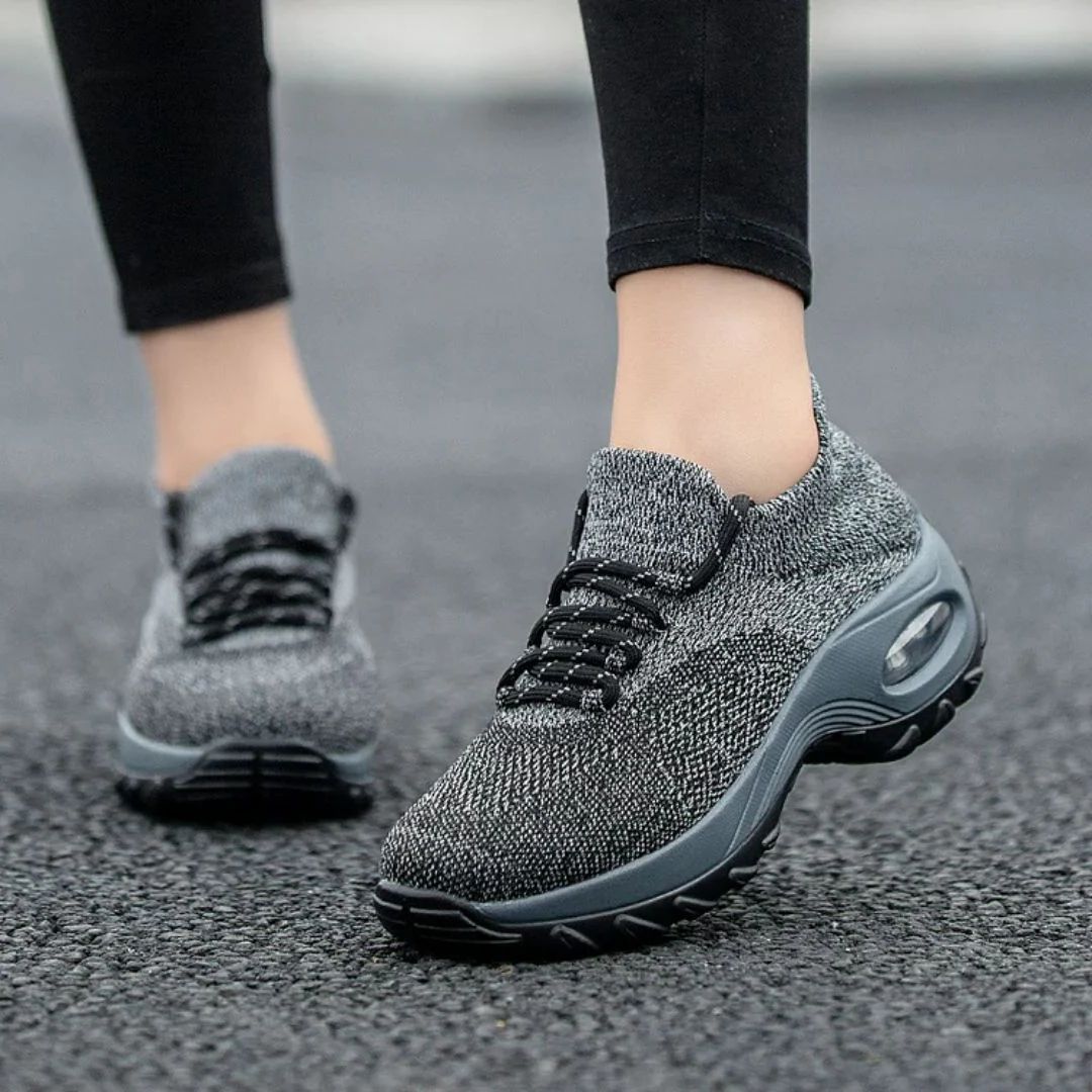Vivi – Stretch Knit Everyday Sneakers